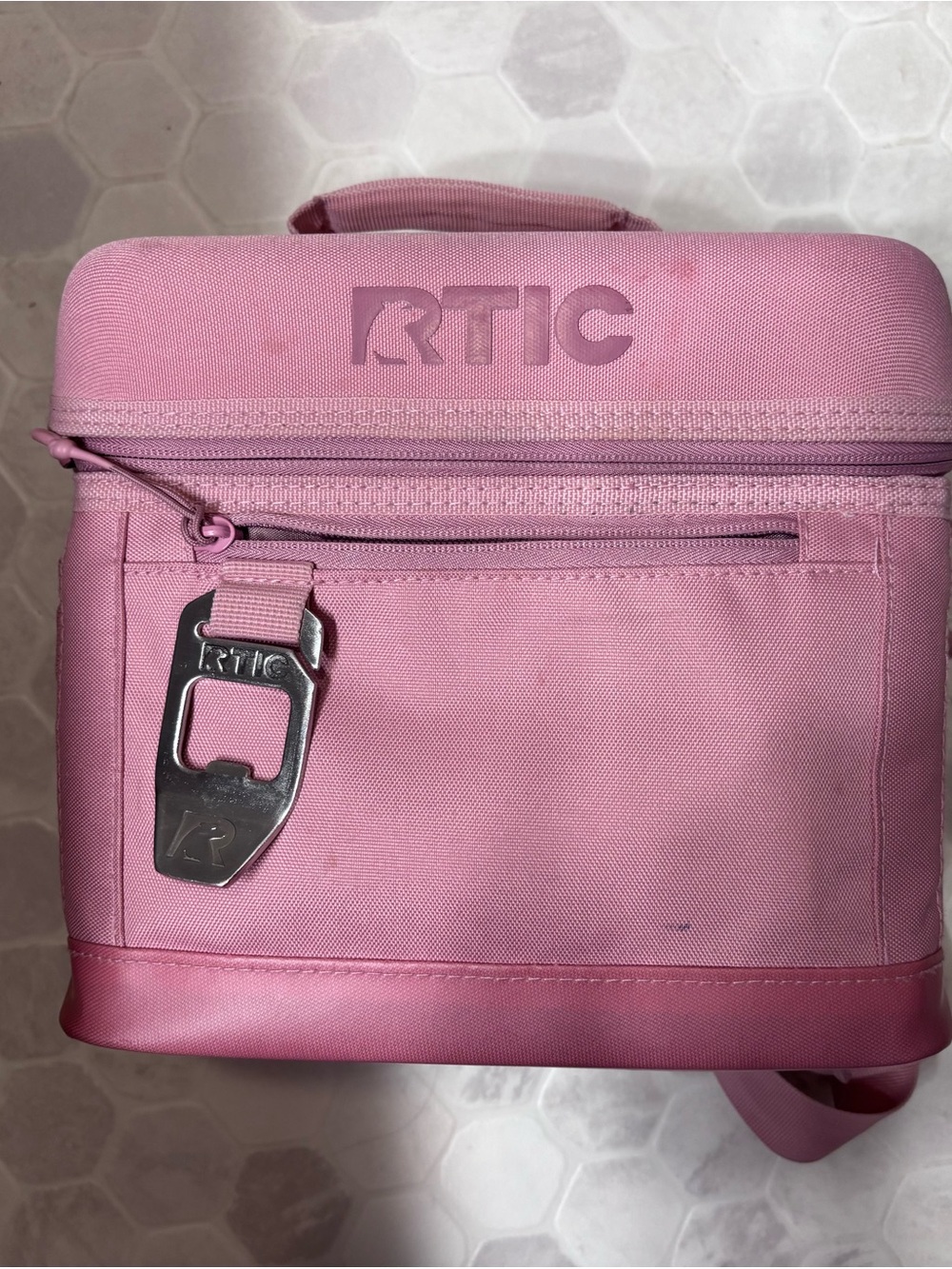 RTIC 8 CAN Pink Soft-Sided Cooler/Lunch Bag